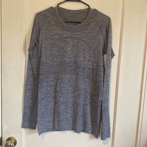 Lululemon long sleeve swiftly